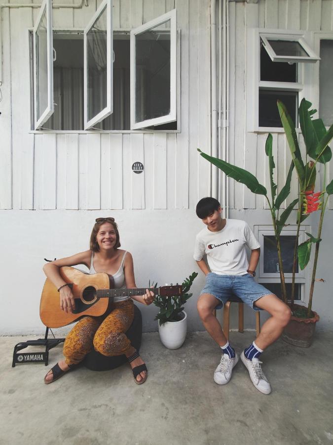 The Park Society Hostel Chiang Mai Exterior foto