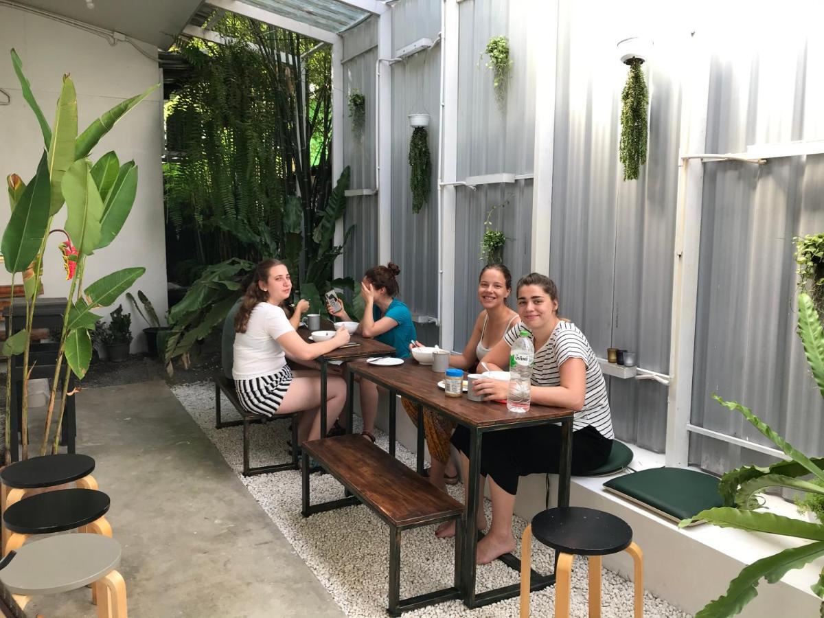 The Park Society Hostel Chiang Mai Exterior foto